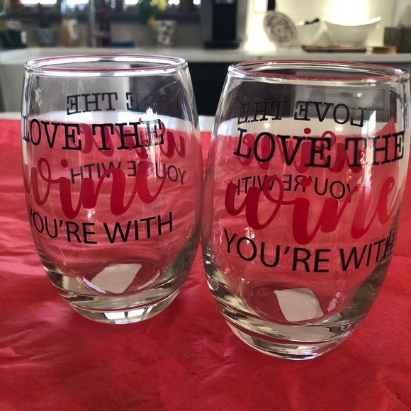 Other - 2 Wine glasses